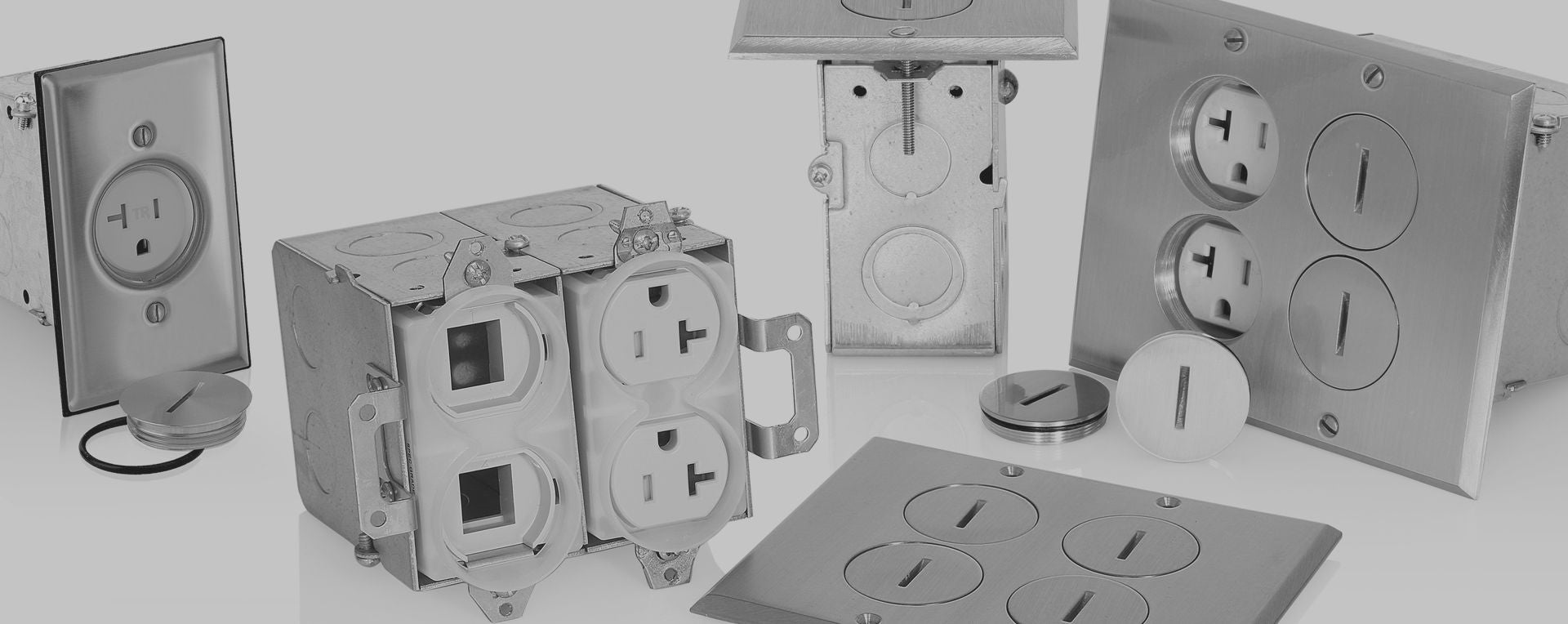 Agrupación de cajas para piso con marco de madera