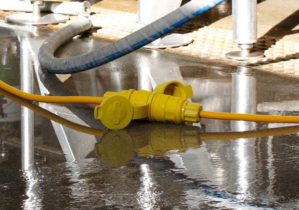 Protección contra humedad resistente a la corrosión