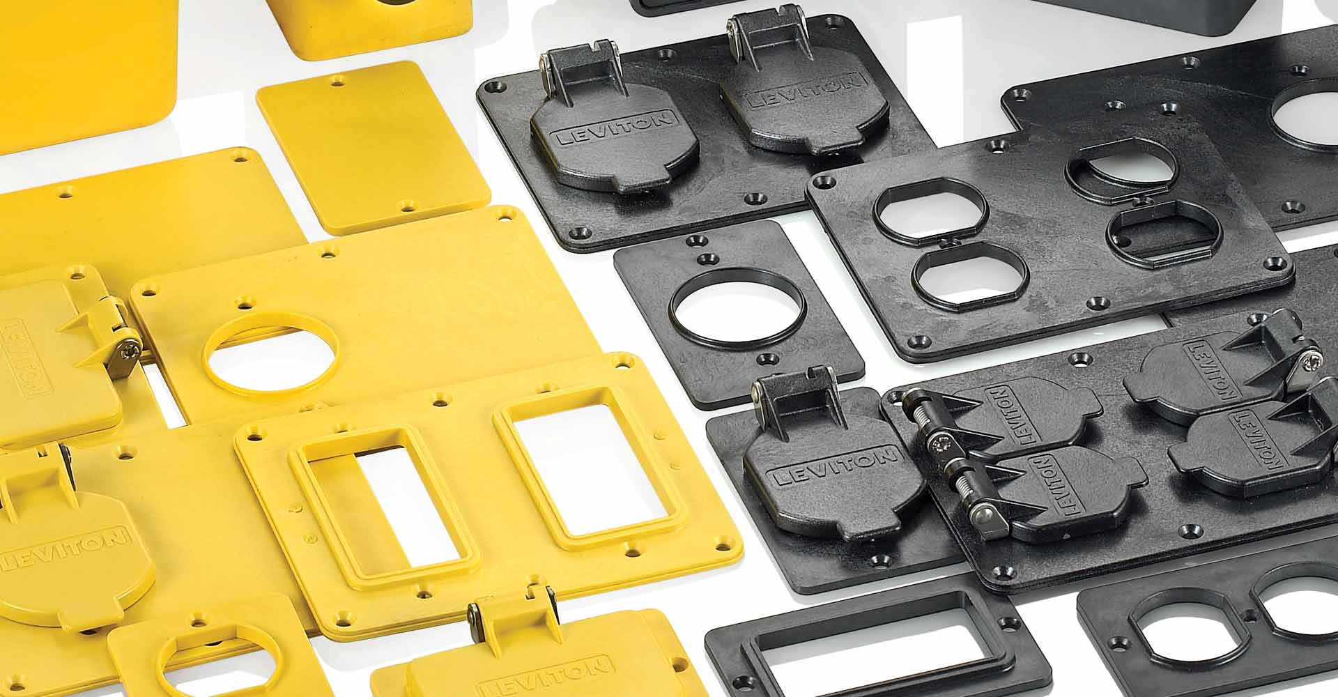 Agrupación de cubiertas de tomacorrientes portátiles